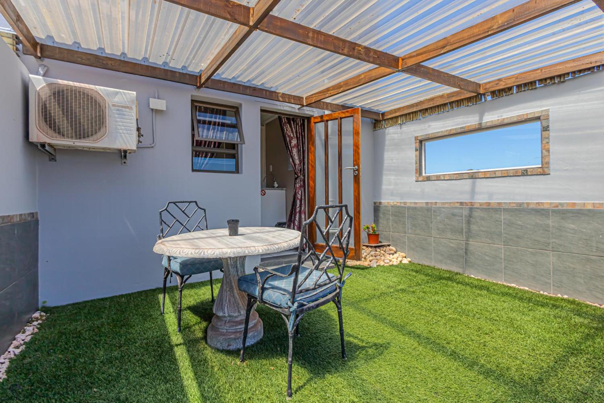 Holiday Guest House Langebaan Eksteriør bilde